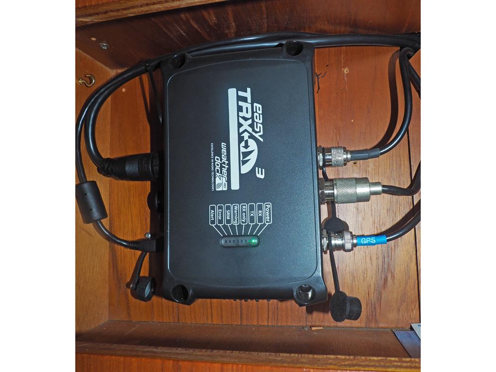  Navigation and electronics